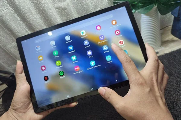 9 Rekomendasi Tablet Murah Terbaik untuk Anak Sekolah, Cocok Buat Belajar Online & Nonton Video Edukasi!